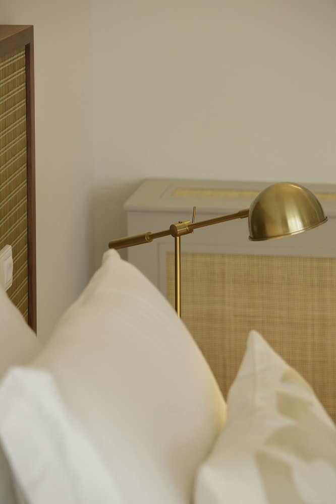 Suite with Balcony - Photo 2