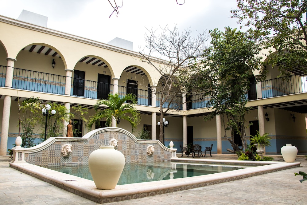 Standard Double Room, Pool View photo 3
