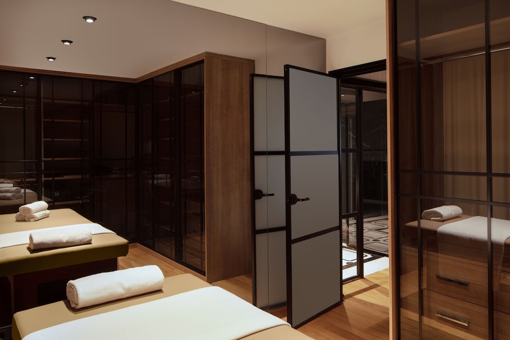 Presidential Suite, 1 King Bed with Sofa bed, Sea View thumbnail 5
