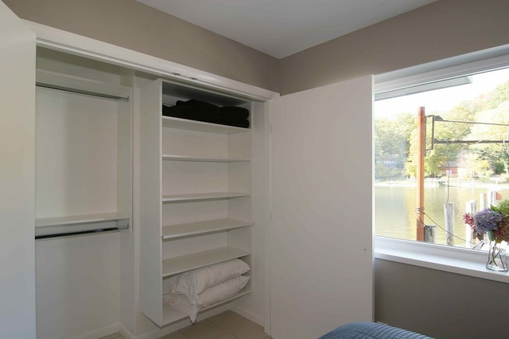Townhome, 1 Bedroom, Lakeside photo 1