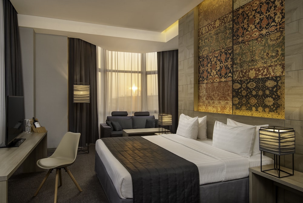 Executive Room