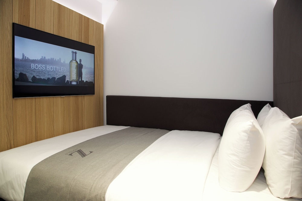 The Z Hotel City - Photo 27