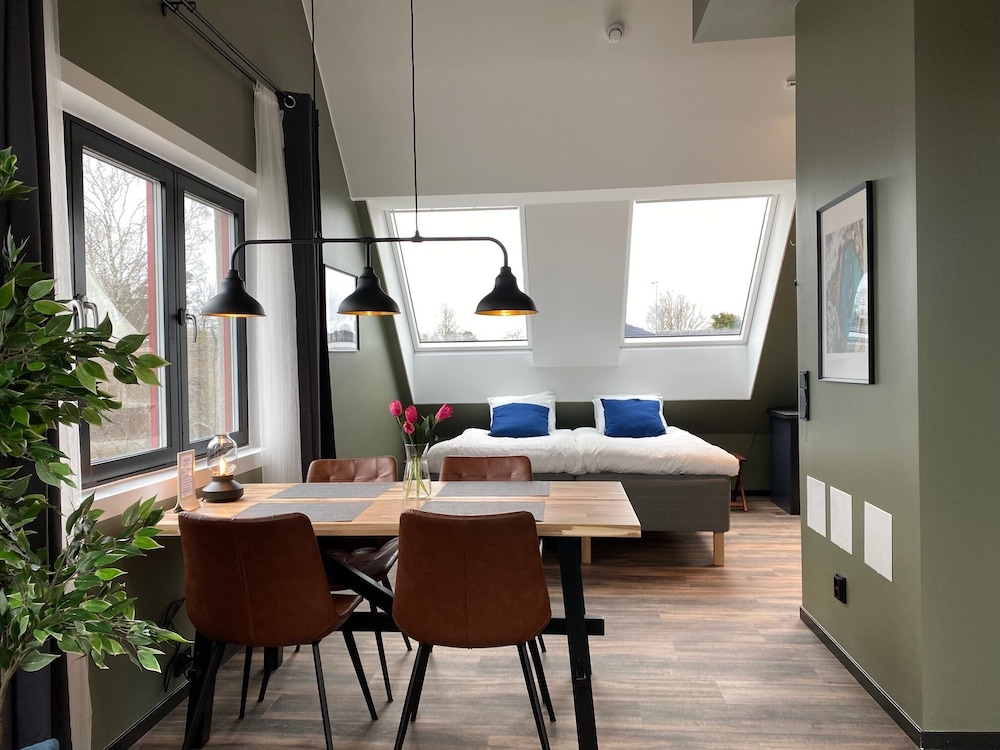 Superior Studio Suite photo 3