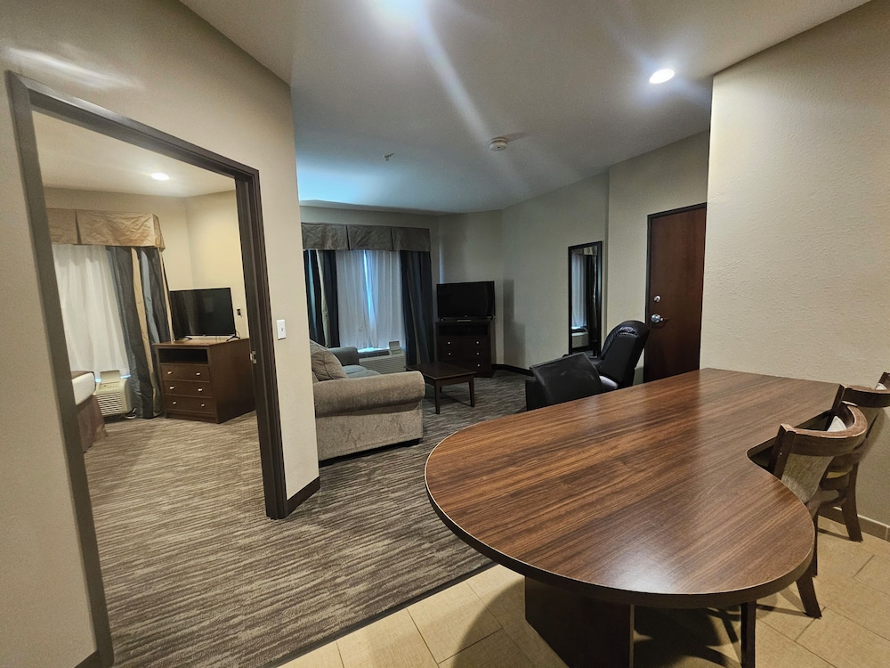 Superior Suite, 1 King Bed with Sofa bed photo 1