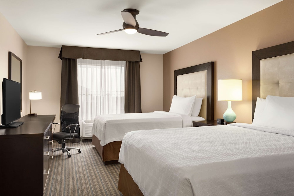 Suite, Accessible, Bathtub (Mobility & Hearing) photo 3