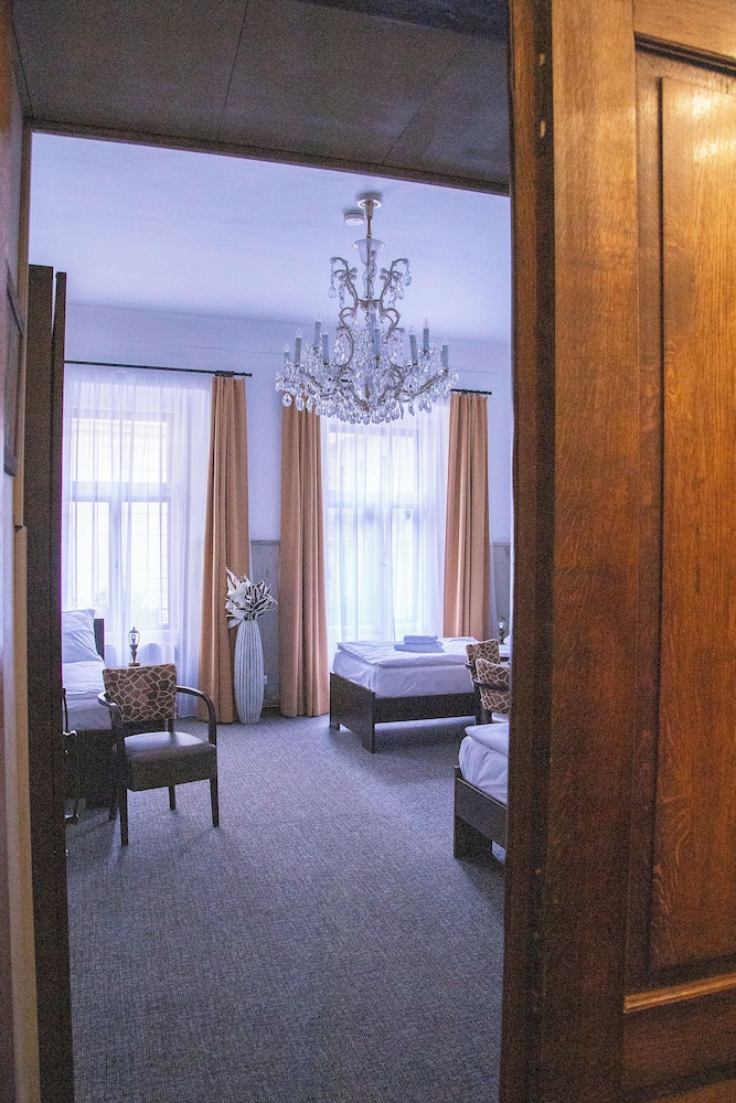 Basic Quadruple Room, Ensuite