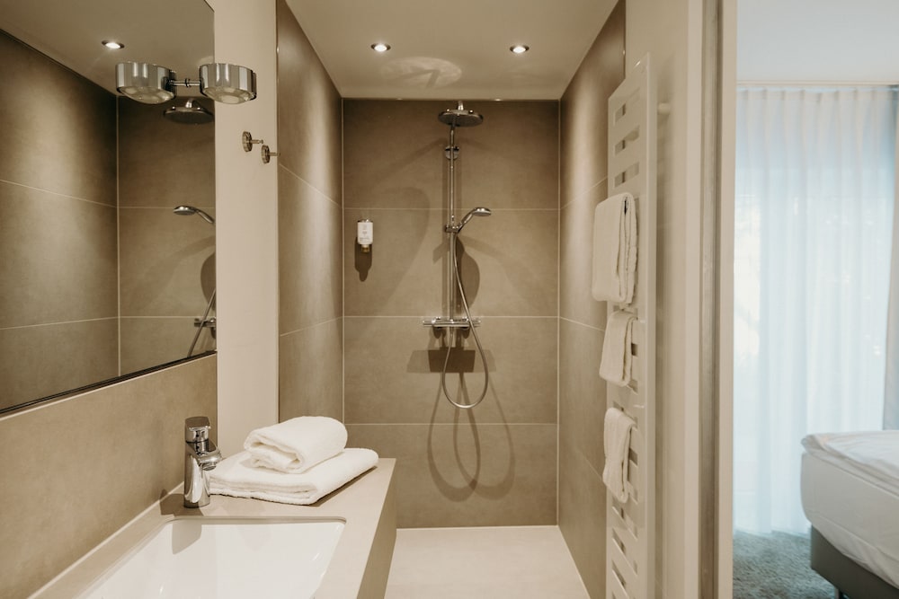 Business Double Room - Photo 3