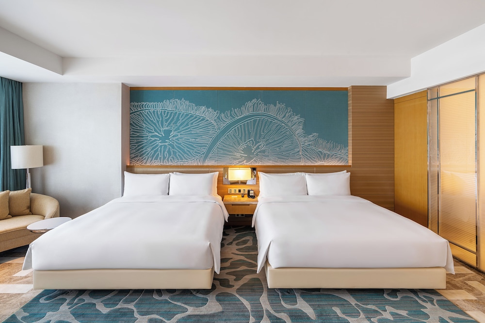 Super King Ocean Room(Maximum 4 adults, Unlimited free entry to Water park & Lost Chambers)