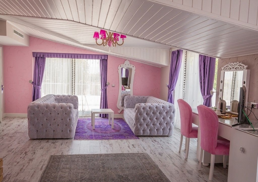 Grand Suite, Lake View photo 3