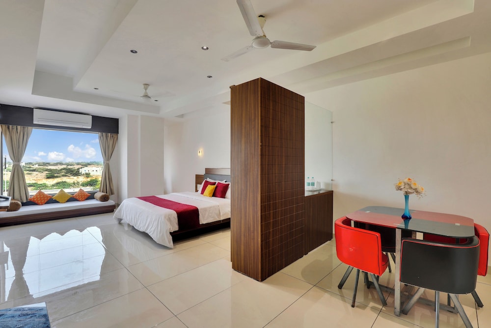 Executive Double Room, 1 Bedroom, Garden View, Garden Area