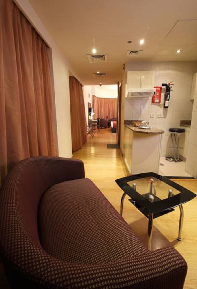 Suite, 1 Bedroom photo 2