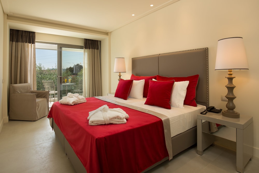 Superior Twin Room (Limited Bay View)