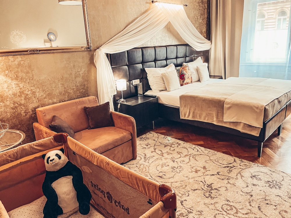 Superior Double or Twin Room, 1 Bedroom - Photo 6