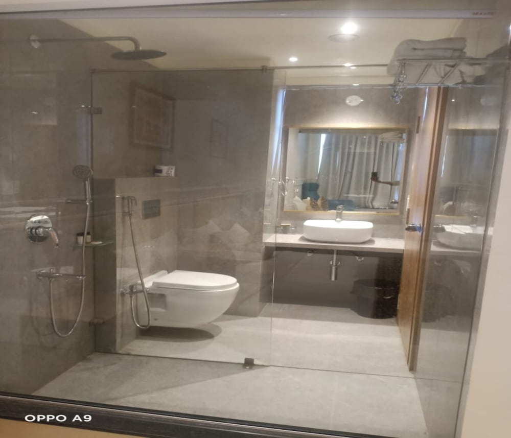 Deluxe Room - Photo 2