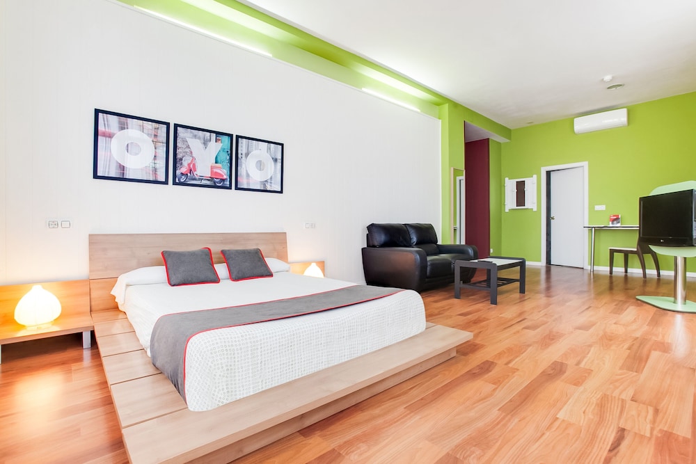 Economy Double Room photo 3
