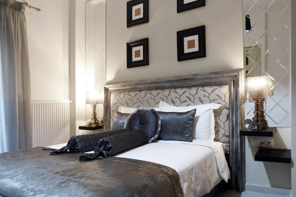 Luxury Apartment (Narcissus)