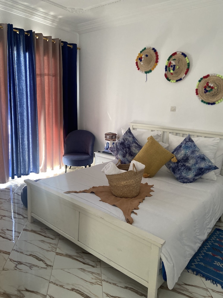 Family Suite, Multiple Beds, Non Smoking photo 1