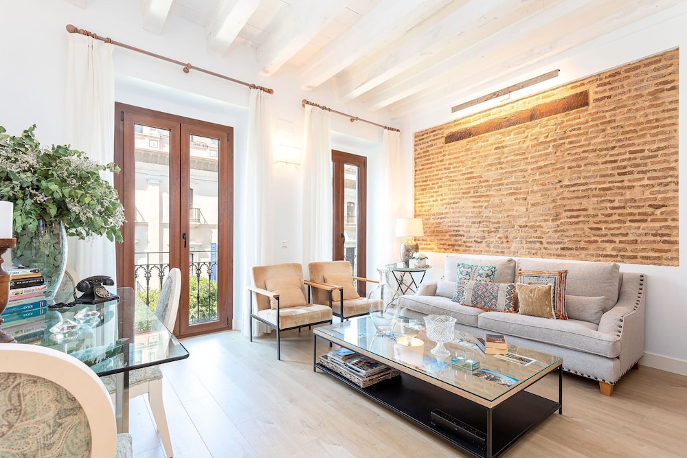 Apartment (2 Bedrooms)