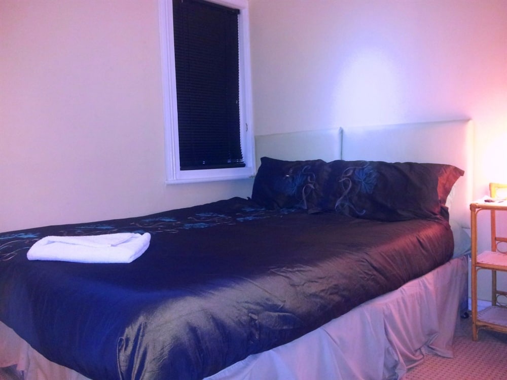Double or Twin Room, Ensuite - Photo 19