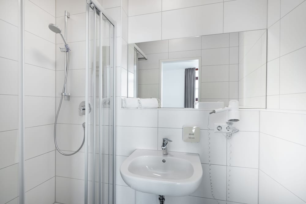 Hotel Garni am Olgaeck Stuttgart - Photo 32