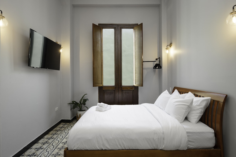 Signature Room