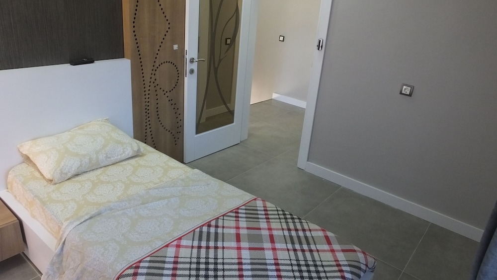 Two Bedroom Duplex Apartment with Pool View