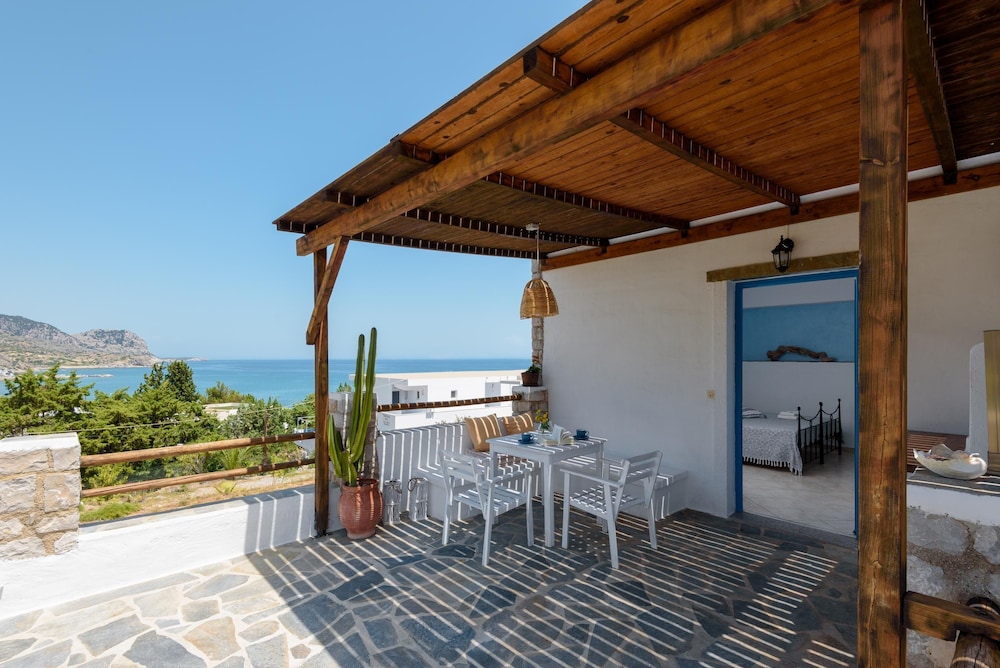 Agnanti Beach Apartments - Horizon photo 3