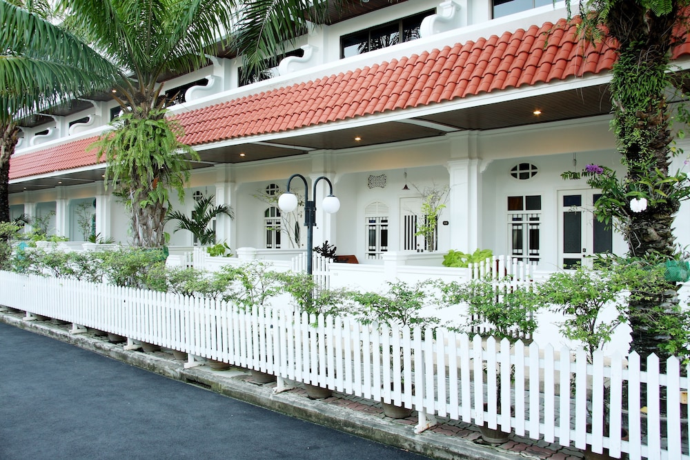 Deluxe Room, Terrace - Photo 5