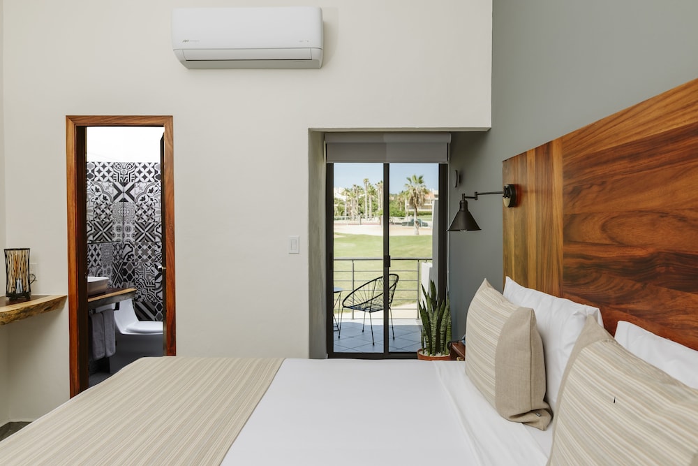Superior Double Room - Photo 8