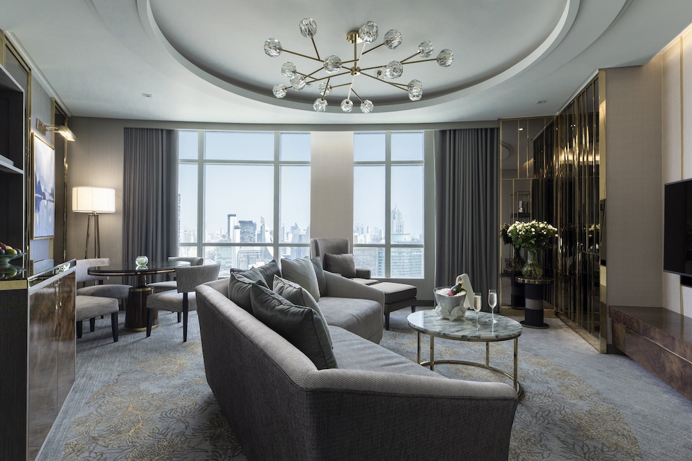 Suite Club