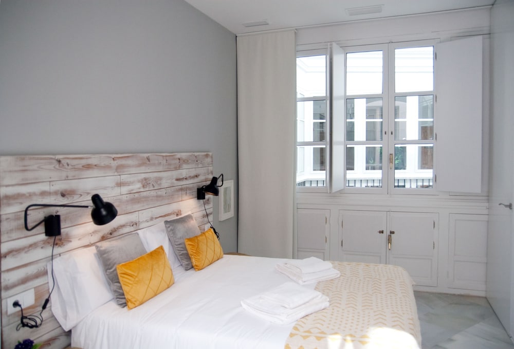 Elite Apartment photo 3