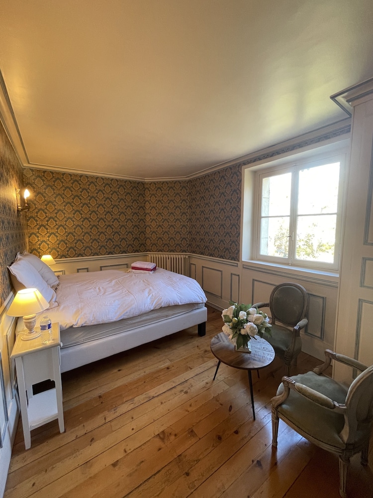 Standard Room photo 1