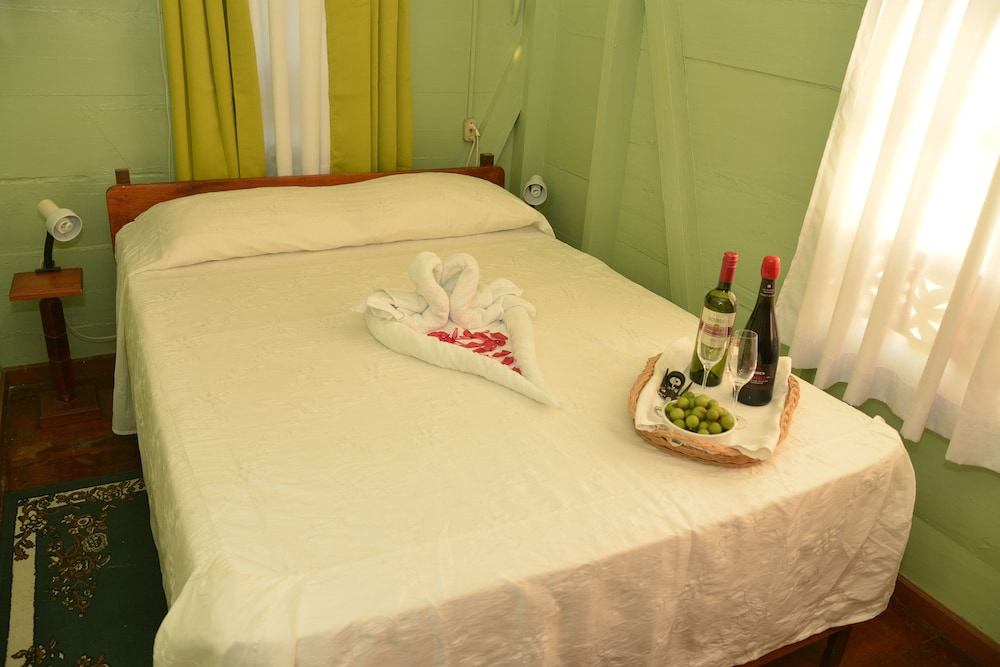 Honeymoon Suite, 2 Bedrooms, Beach View photo 1