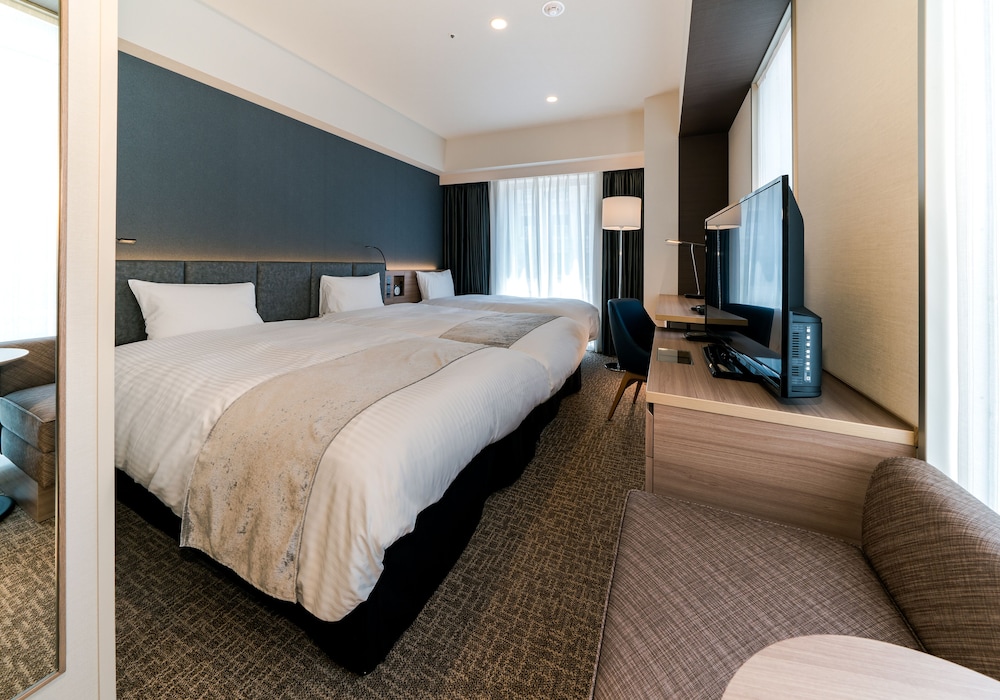 Standard Twin with Extra Bed, Smoking
