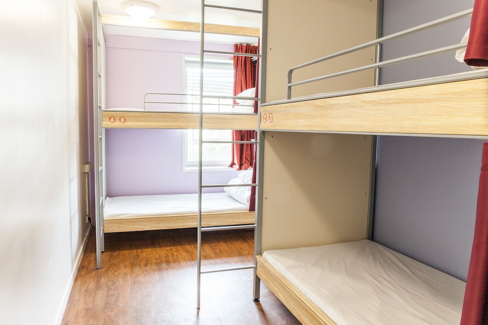 Shared Dormitory, Women only, Shared Bathroom (4 Bed Dorm) photo 3
