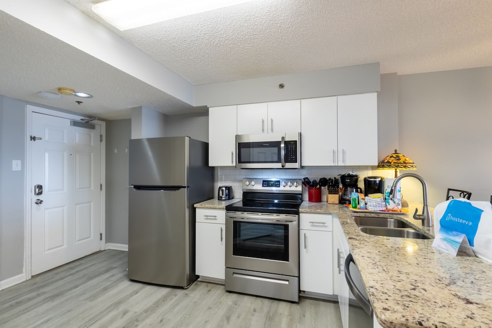 Family Condo, 2 Bedrooms, Balcony, Beach View photo 3