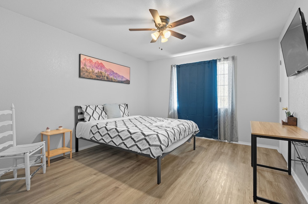 Comfort House, 3 Bedrooms, Pets Allowed photo 1
