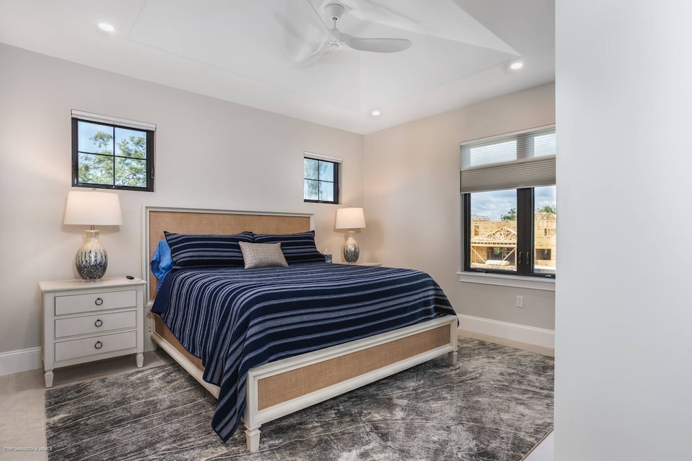House (Sabal Custom Home By the Beach) photo 1