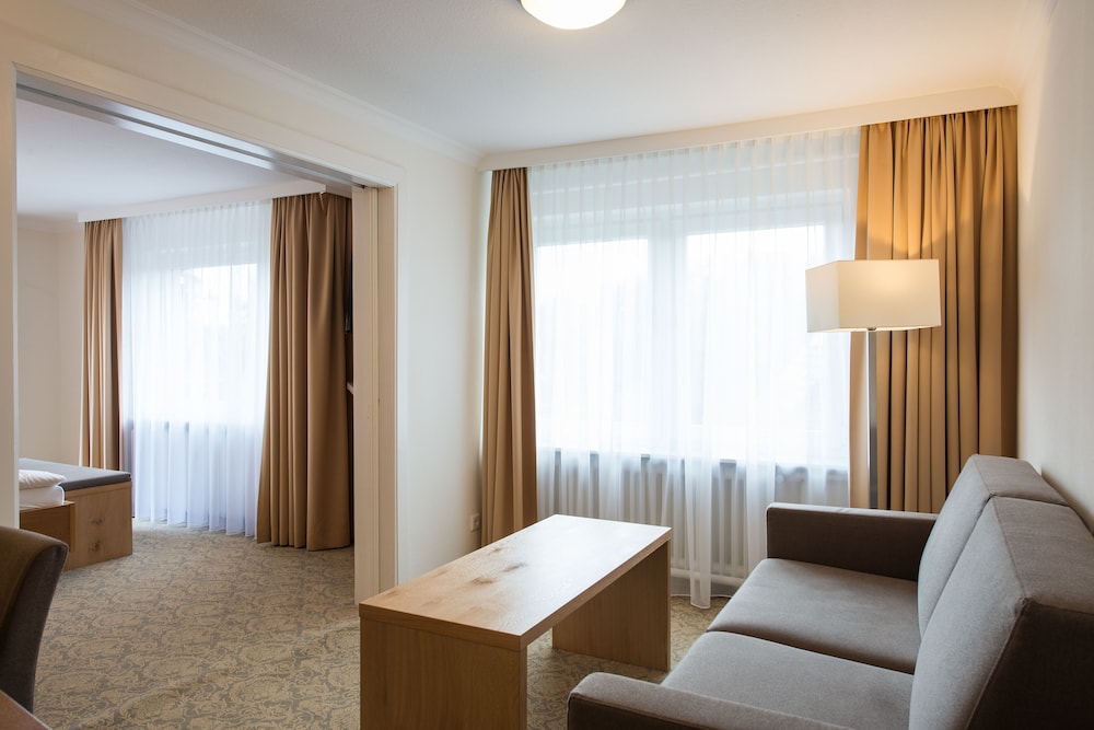 Single Room Large