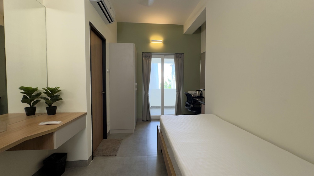 Superior Single Room