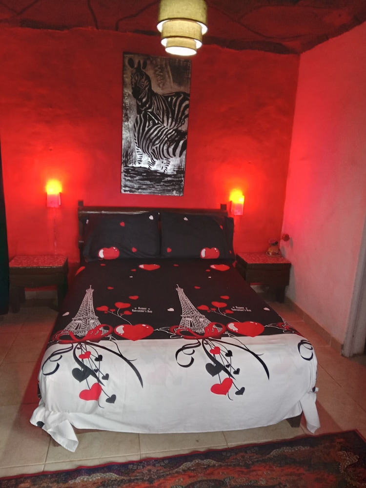Romantic Room, Balcony, Mountain View photo 1