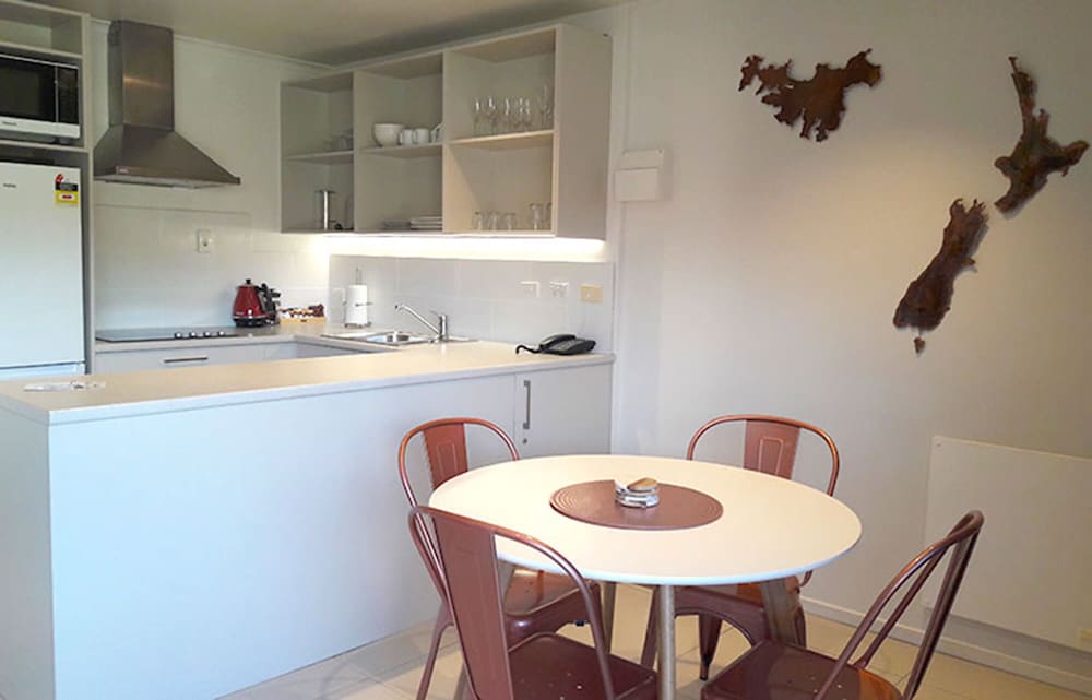 One Bedroom Apartment with Courtyard photo 3