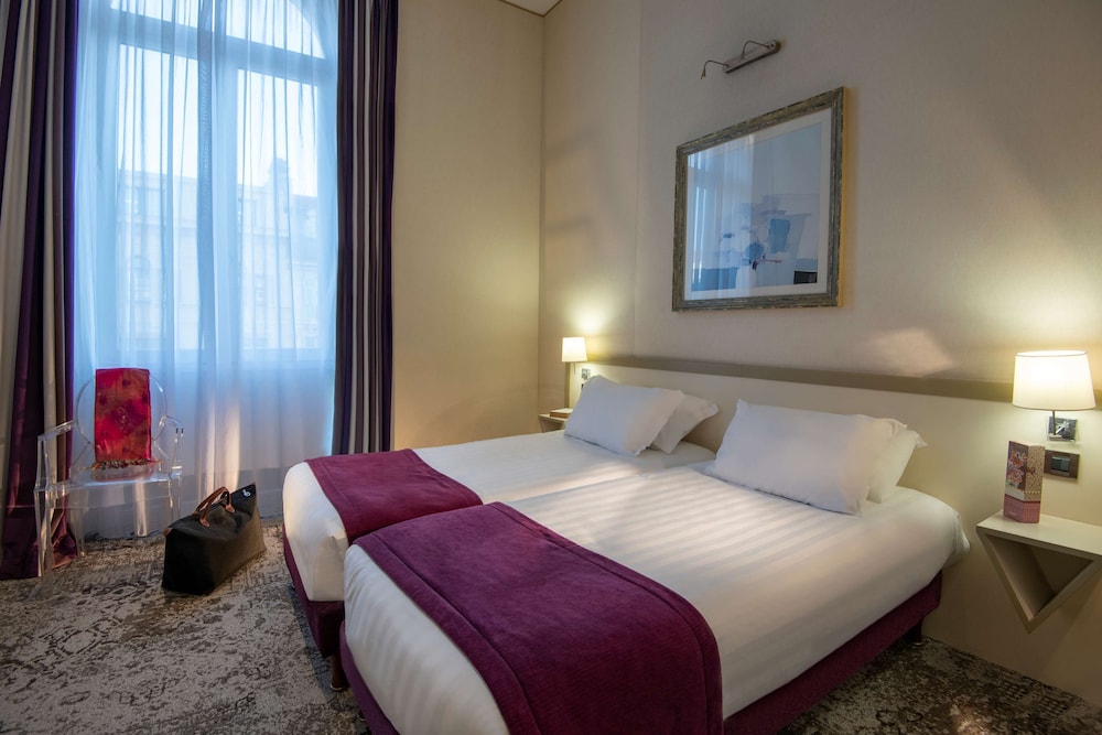 Point Suite