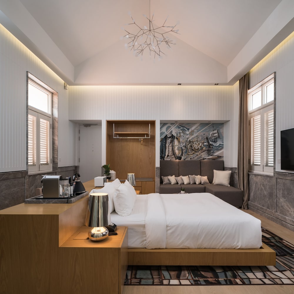 Deluxe Room, 1 King Bed