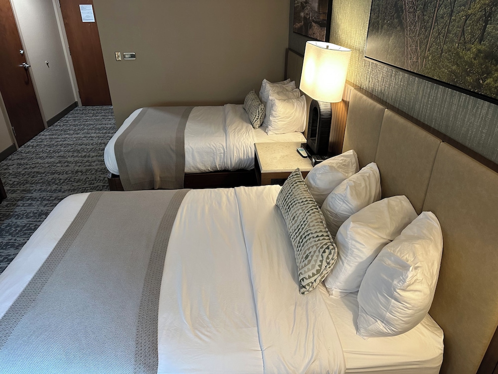 Room, 2 Queen Beds, Accessible photo 1