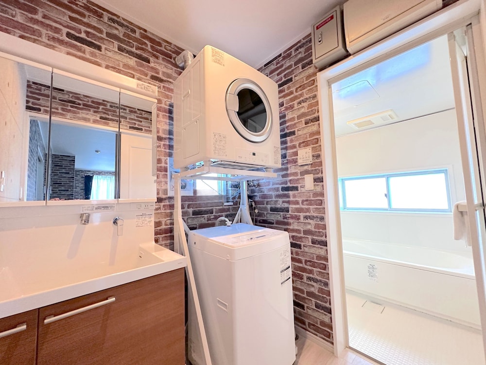 [Max 13people] 4LDK (100m2) / 13 beds / BBQ / 2 Parking Spaces / Onna1B photo 2