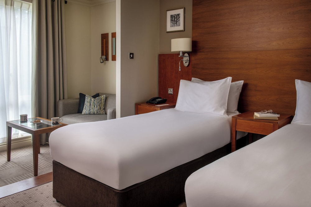 Signature Twin Room photo 2