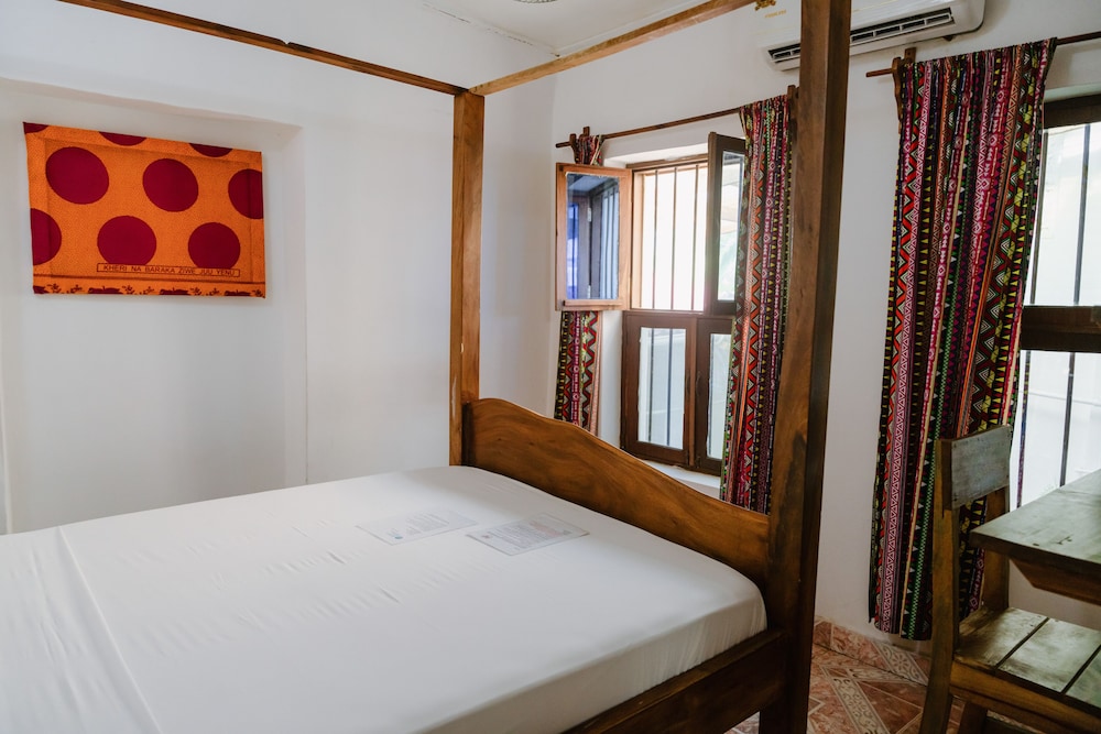 Classic Double Room, 1 Queen Bed, Non Smoking photo 1