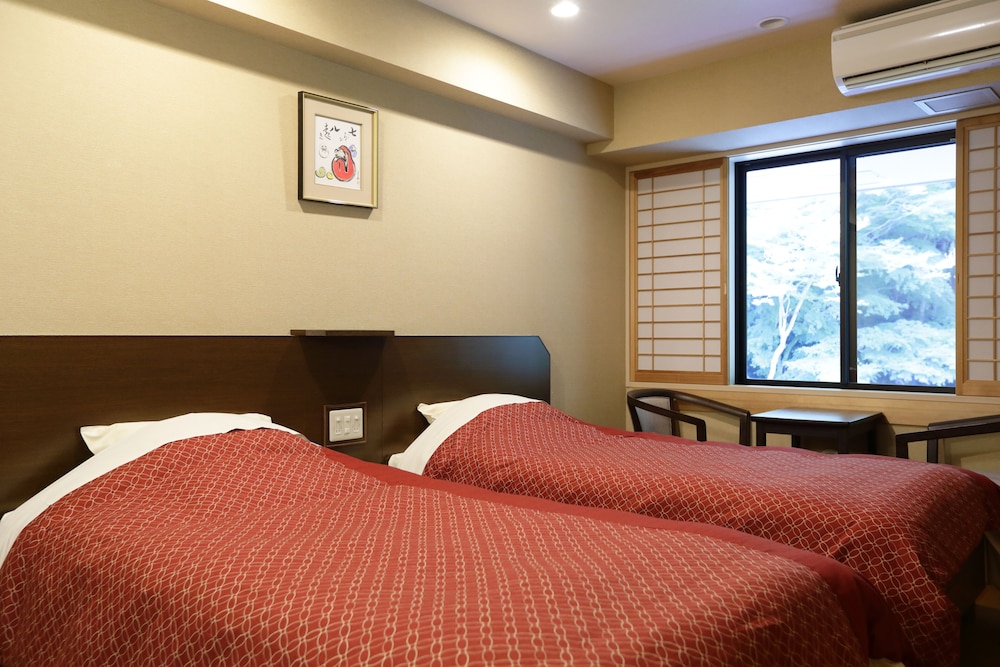 Standard Twin Room, Breakfast Included, Non Smoking
