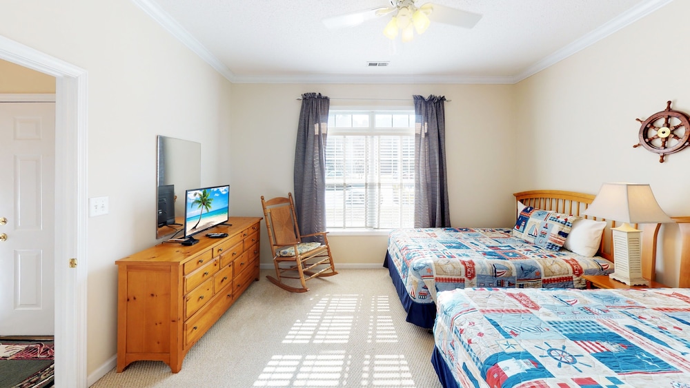Condo, 3 Bedrooms photo 3